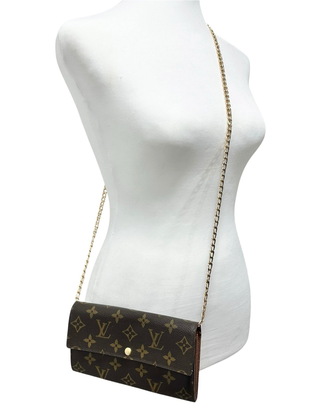 Louis Vuitton Monogram Leather Sarah Wallet on Chain - Picture 11 of 14